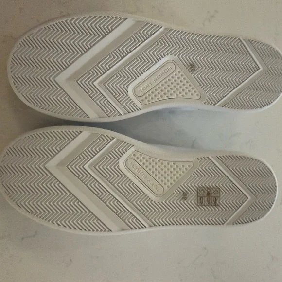 Tory Burch Howell Court Sneaker size 8 - Picture 6 of 8